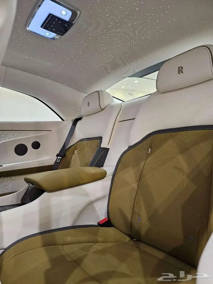 رولز رويس اسبيكتر 2024 12