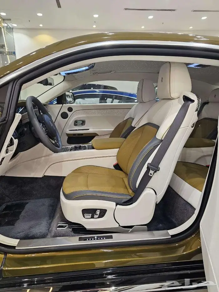 رولز رويس اسبيكتر 2024 14
