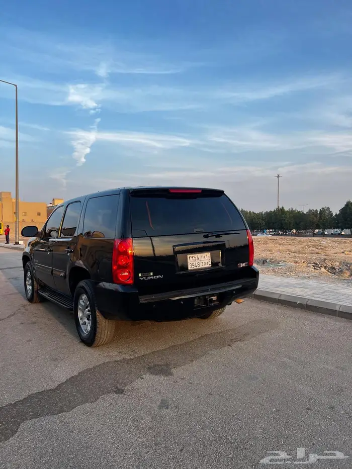 يوكن 2008 سعودي دبل نظيف 4