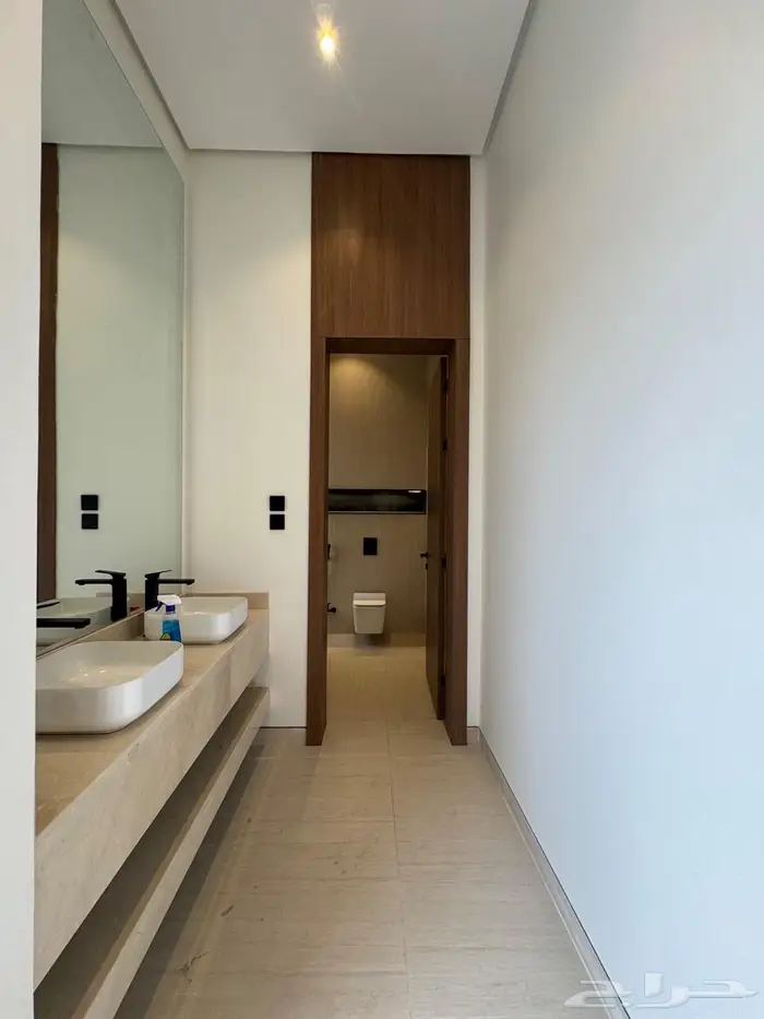 فيلا فاخرة للبيع بحي الشعلة مساحة 320م 4