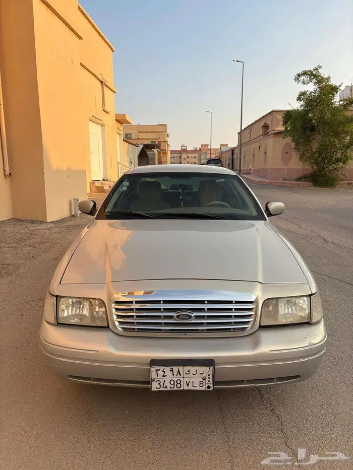 فورد فكتوريا مديل 2012 0