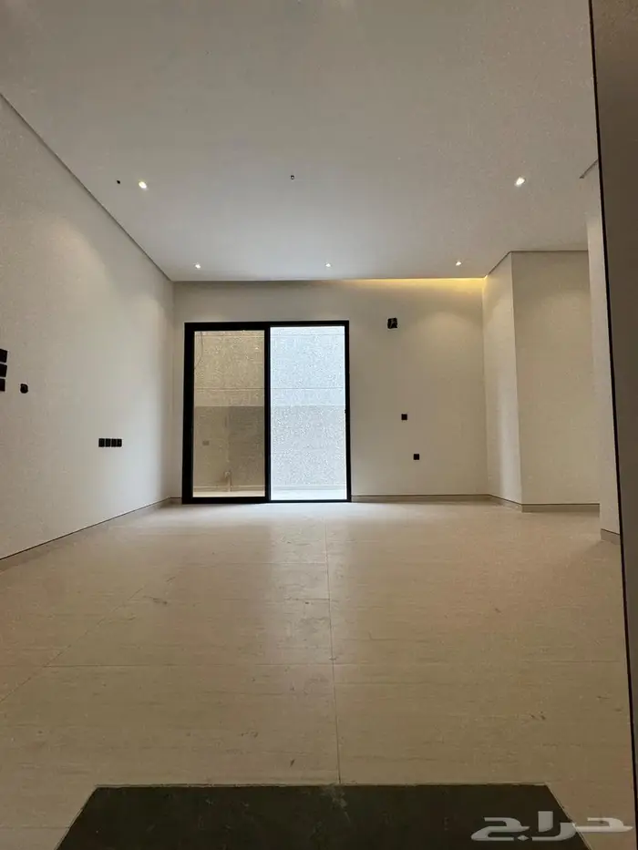 فيلا فاخرة للبيع بحي الشعلة مساحة 320م 16