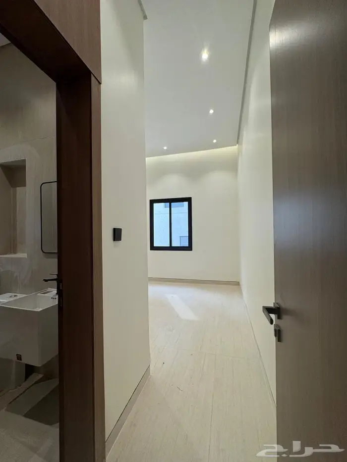 فيلا فاخرة للبيع بحي الشعلة مساحة 320م 18