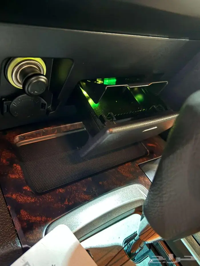 للبيع لاندكروزر GXR-3 2011 فل ابشن سعودي فئة 60 عام 49