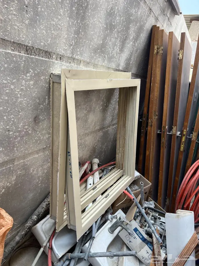 ابواب الامنيوم مع نوافذ مع ابواب خشب 5