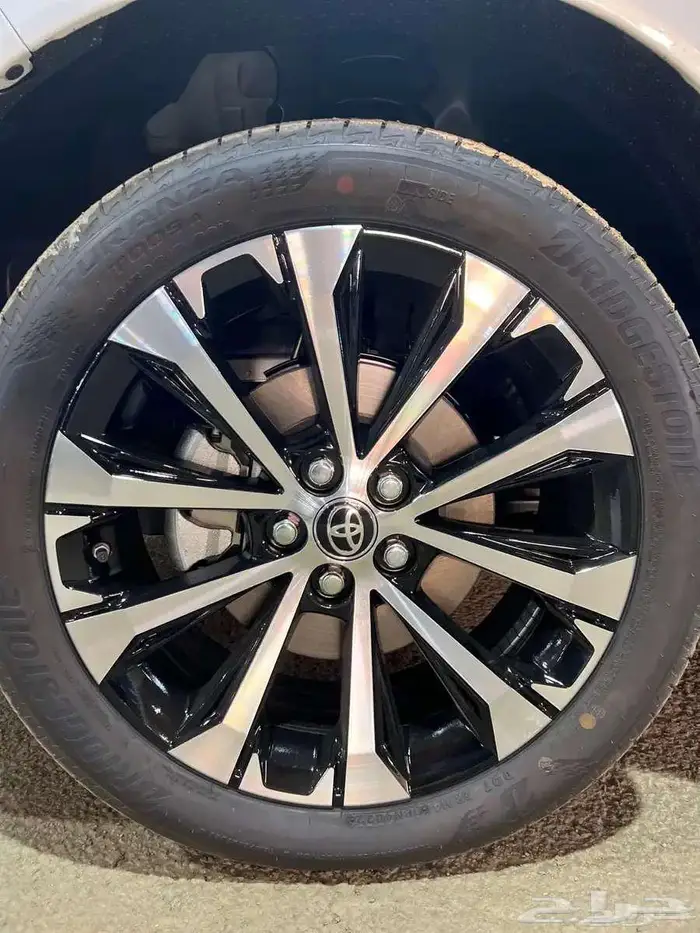 تويوتا فيلوز glx موديل 2025 كاش و أقساط 6