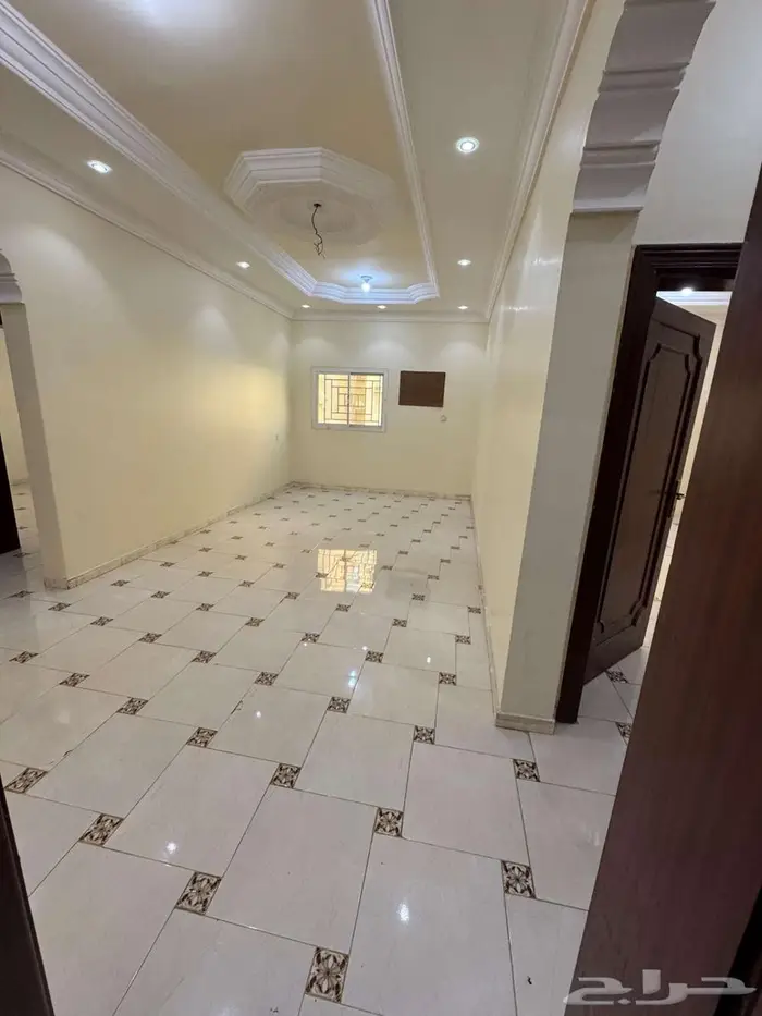 شقة للايجار 3 غرف حي التيسير 2