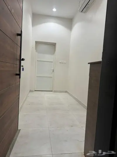 غرفة سائق للايجار النرجس 0