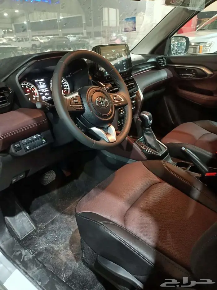 تويوتا اوريان كروزر 20