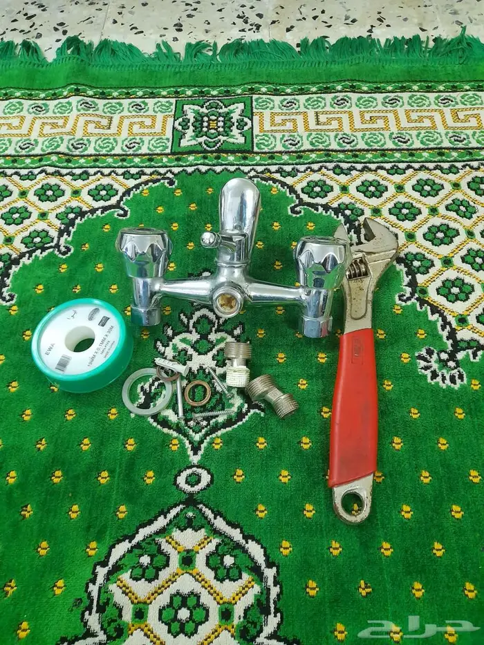 أدوات مطبخ كامله للبيع مع مجلس ومساند للاستىاحات الباحه 76