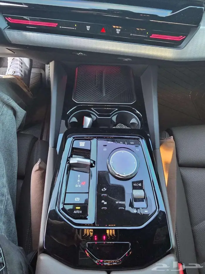 بي ام الفئة الخامسة 520 - BMW520I 2024 20