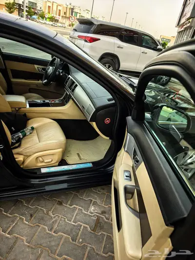 جاكوار xf index