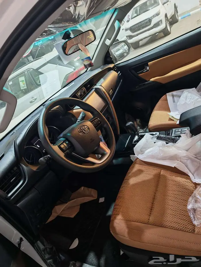 فورتشنر 2025 بدون دبل ابيض للبيع كاش او تقسيط 8