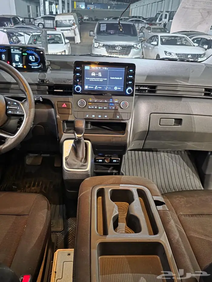 للبيع ستاريا 2022 ديزل (( تم البيع )) . 13