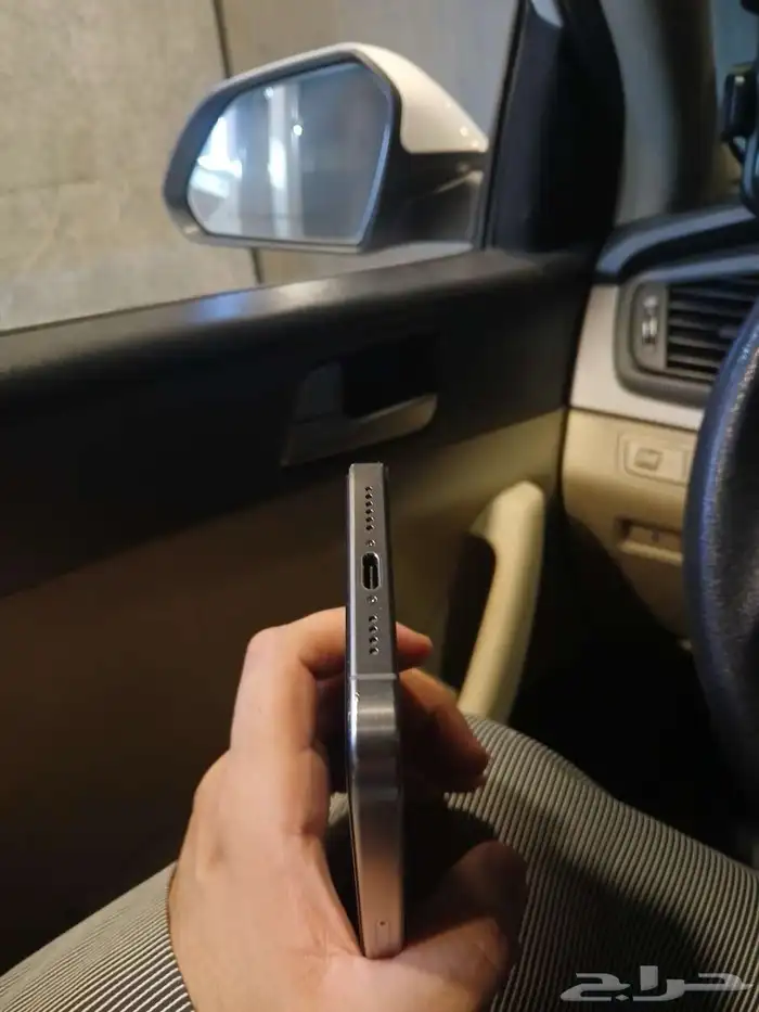 ايفوان 15برو ماكس 2