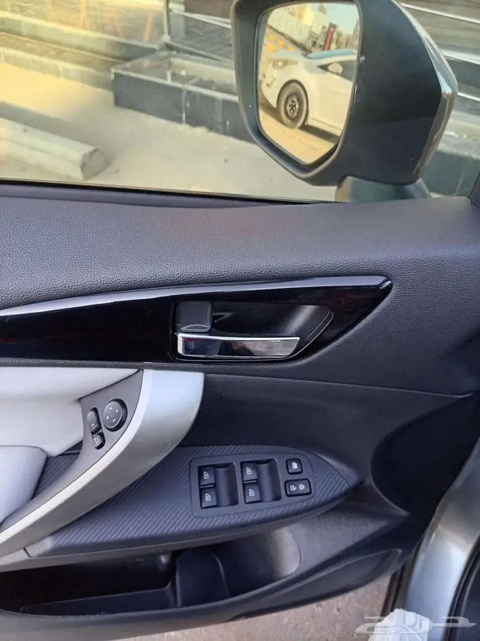 ميتسوبيشي اكليبس كروس دفع رباعي اعلي فئه موديل 2024 14