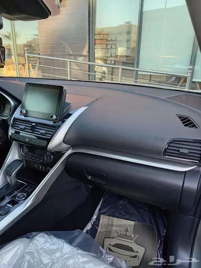 ميتسوبيشي اكليبس كروس دفع رباعي اعلي فئه موديل 2024 index