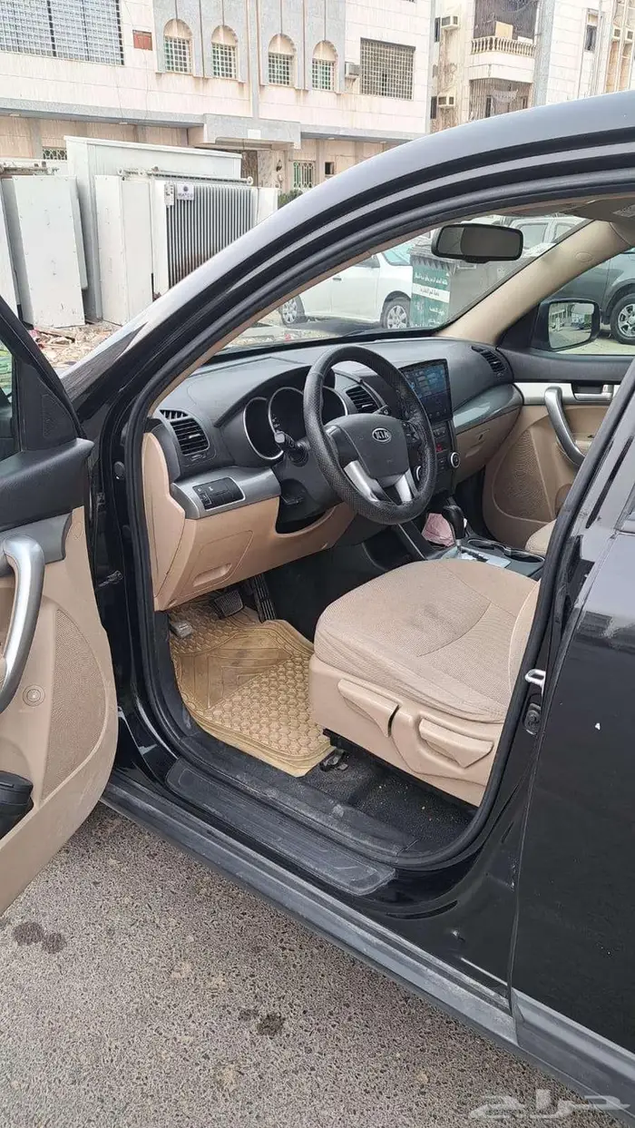 كيا سيرنتو 2021 3