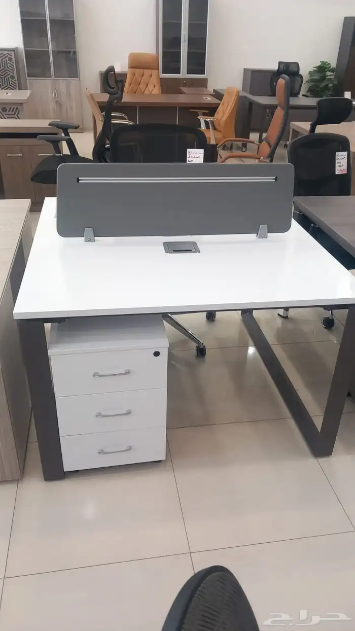 اثاث مكتبي وتعليمي 3