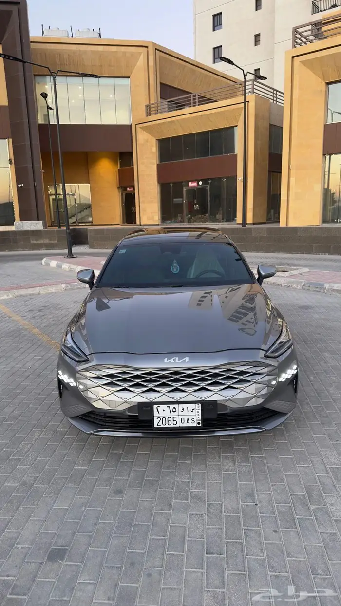 للبيع 2024 كيا K8 ((ع السوم)) 9
