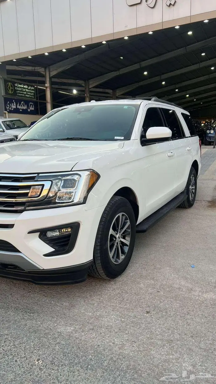 فورد اكسبديشن موديل 2021 - معرض خلف للسيارات 2