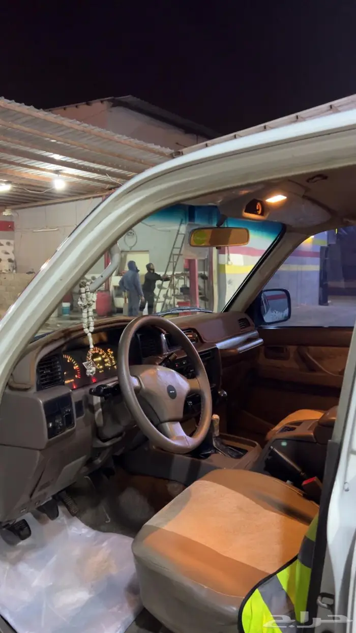 صالون لاند كروزر 1996 م 1