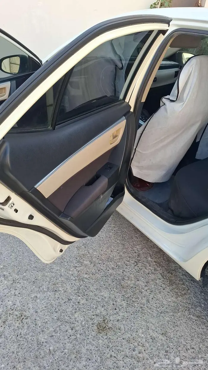 كرولا 2015 نظيف جدا ممشى حقيقي 198 الف 14