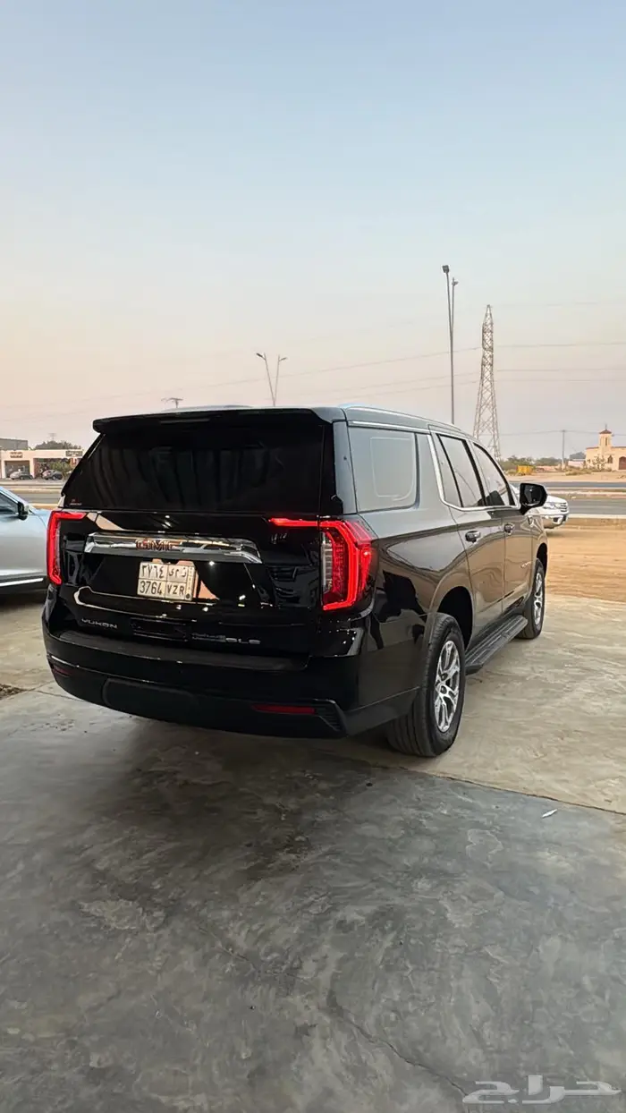 يوكن دبل قصير ممشى قليل نظيف جدا 9