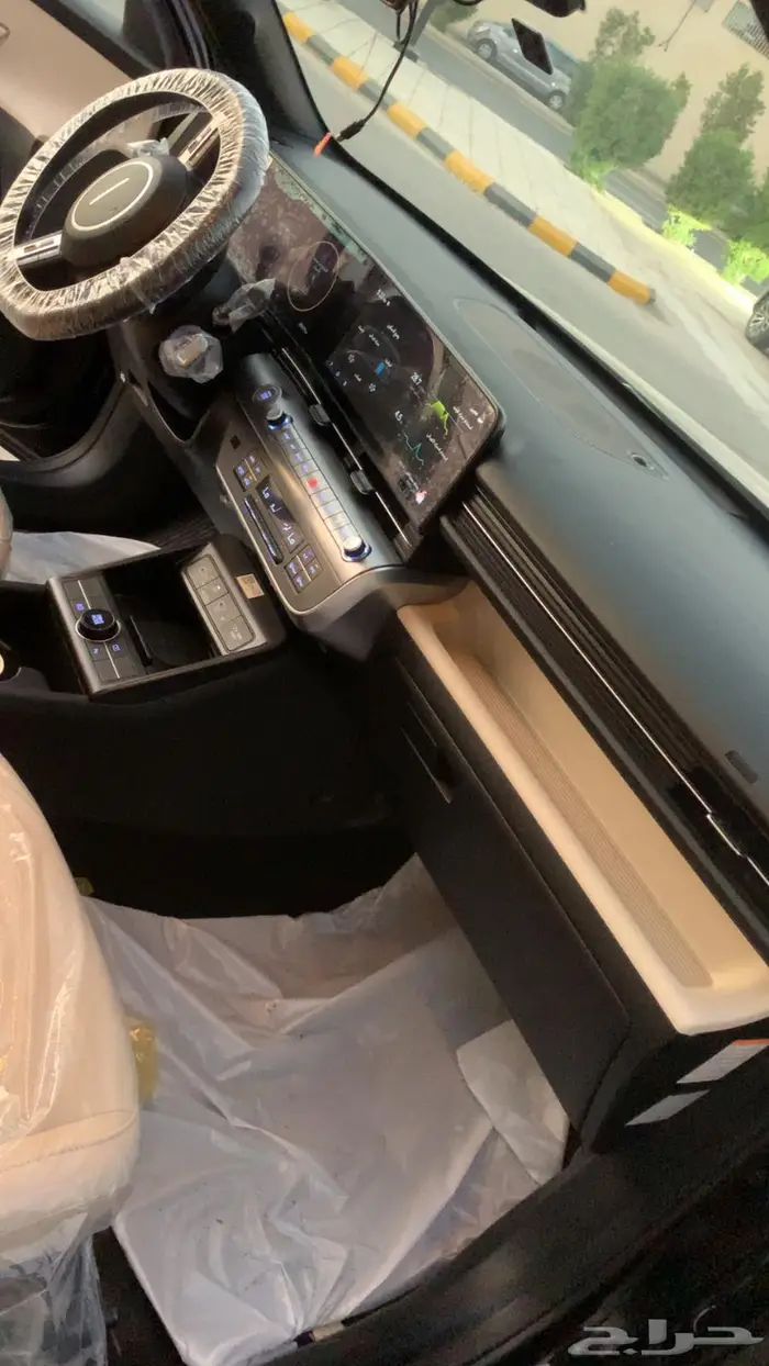 للبيع هونداي كونا موديل 2024 هايبرد 9