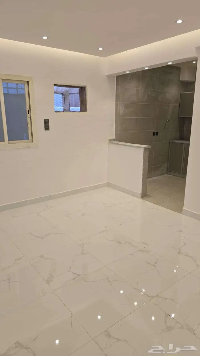 شقه فاخره غرفتين بمخطط الشرائع 5