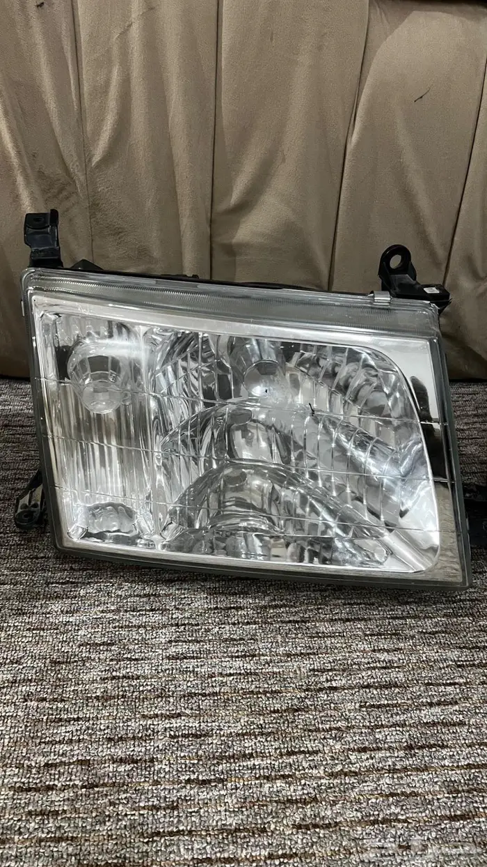 انوار لاندكروزر من 98الى2005 0