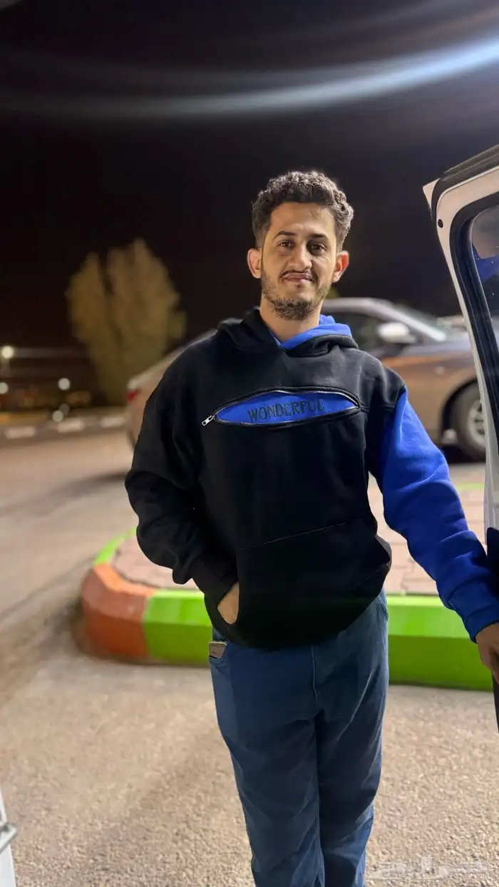 سواق توصيل معي رخصة جديد واقامه جديد 0