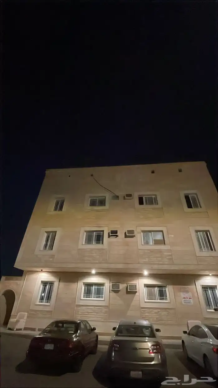 شقه للايجار في شوران الروابي 0