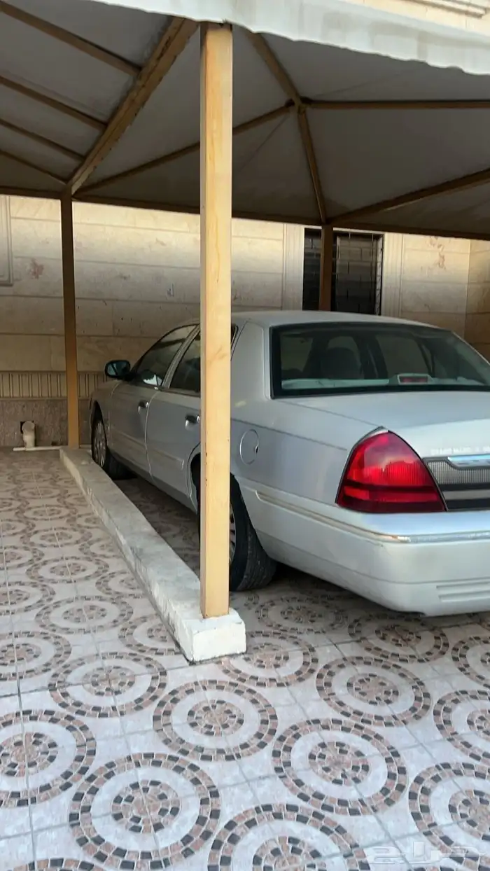 فورد جراند ماركيز2006 الفحص منتهي الاستماره باقي لها 3 شهور 3