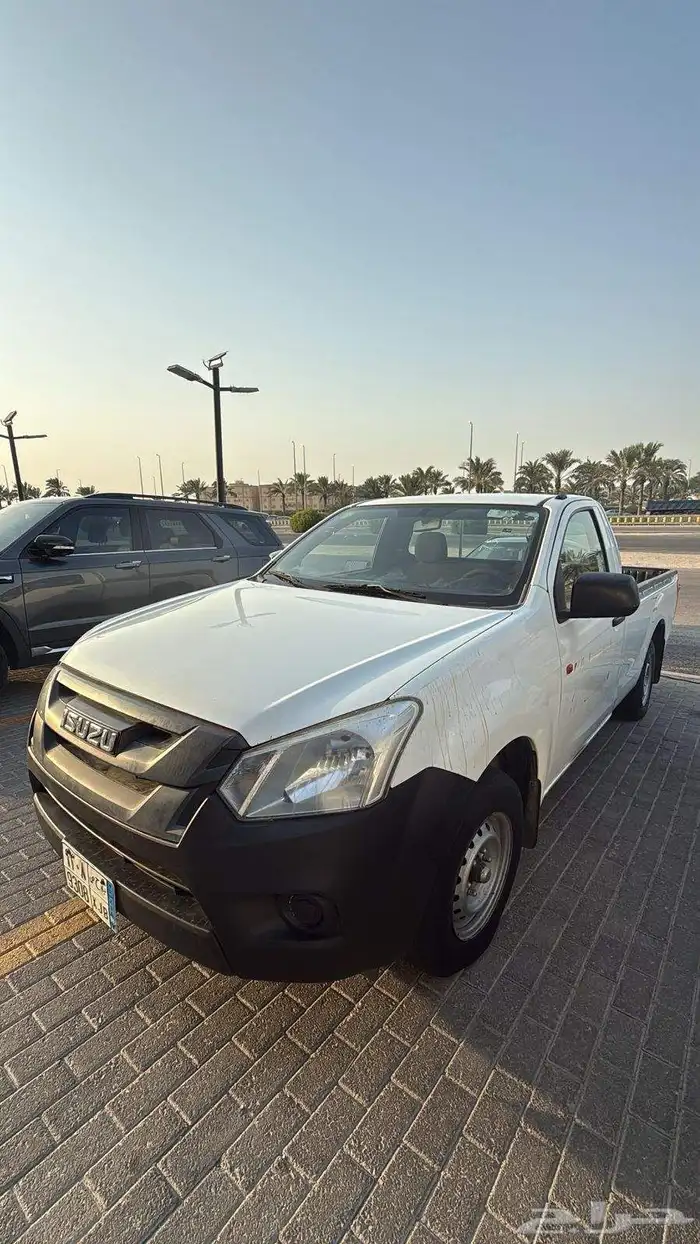 ايسوزو غماره 2016 بدون دبل مستعملة عملائنا الأعزاء يعرض مع 3