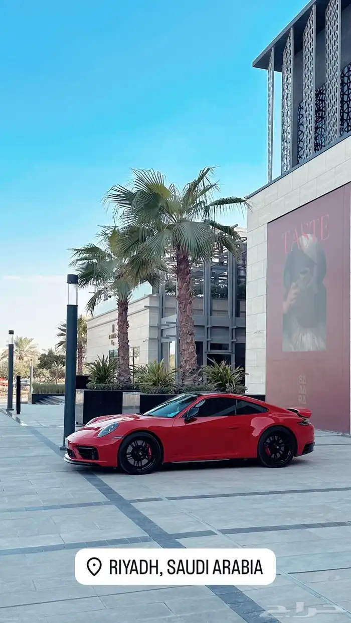 بورش كاريرا 911 4 GTS للبيع 3