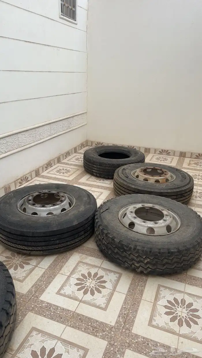 البيع جنوط مقاس 22.50 2