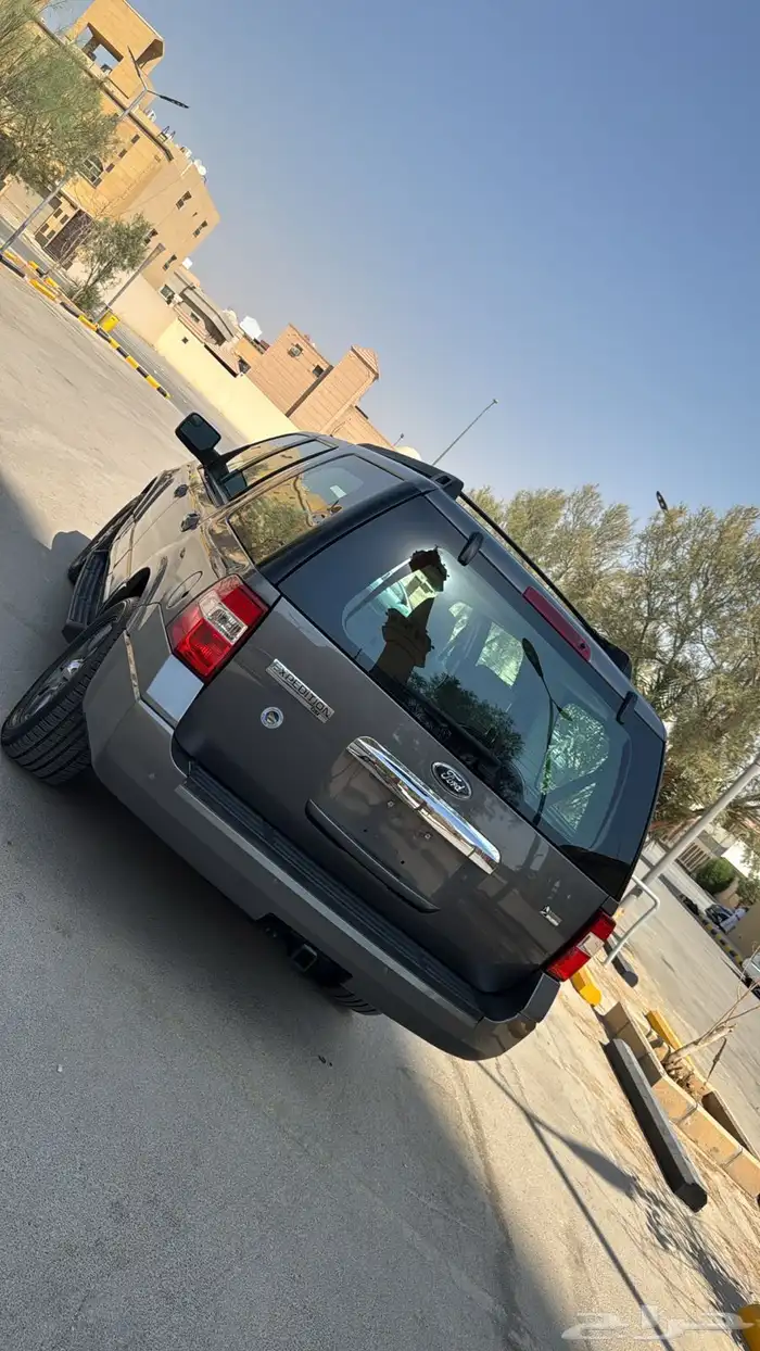 فورد Expedition توكيلات الجزيرة  1 2  فل ماشي قليل 23