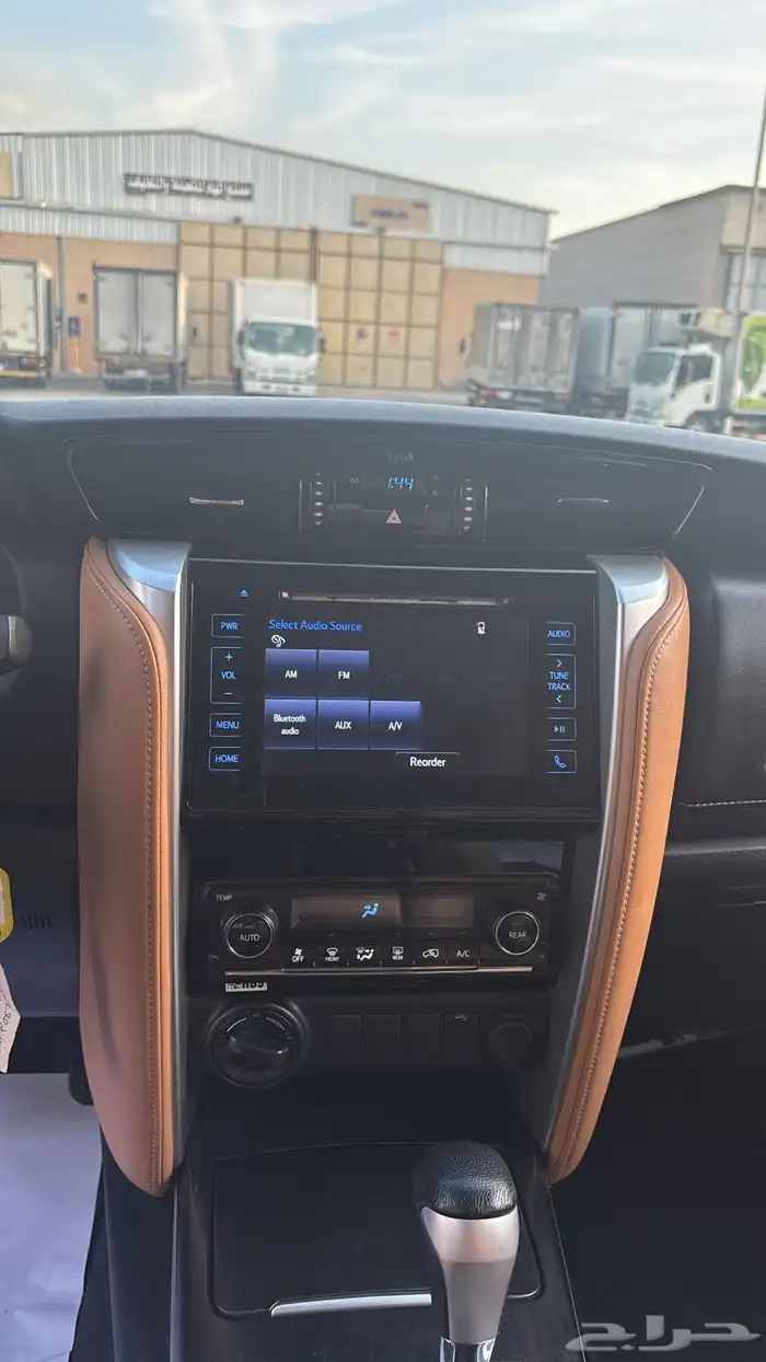 فورتشنر 6 سلندر 2019 - عداد 135 الف كم 5