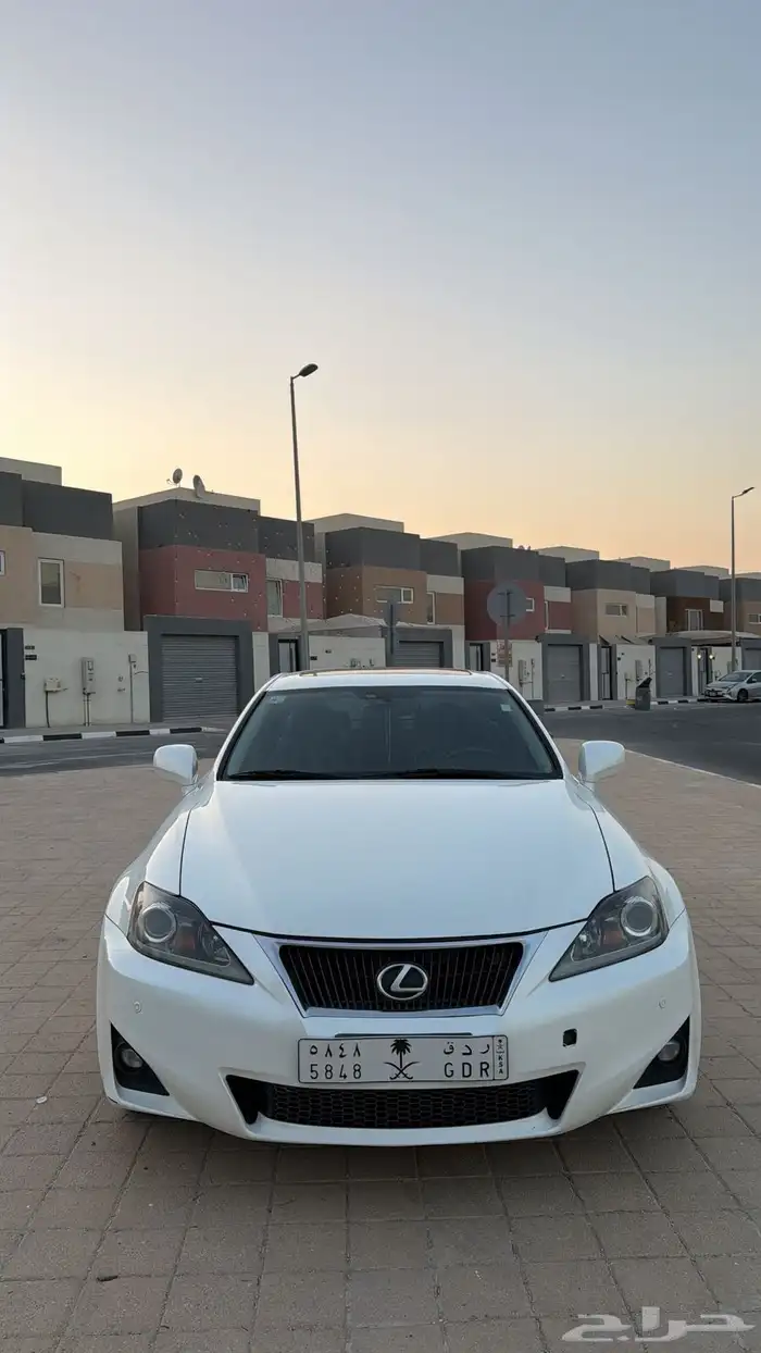 لكزس is300 2008 سعودي ثاني مالك 4