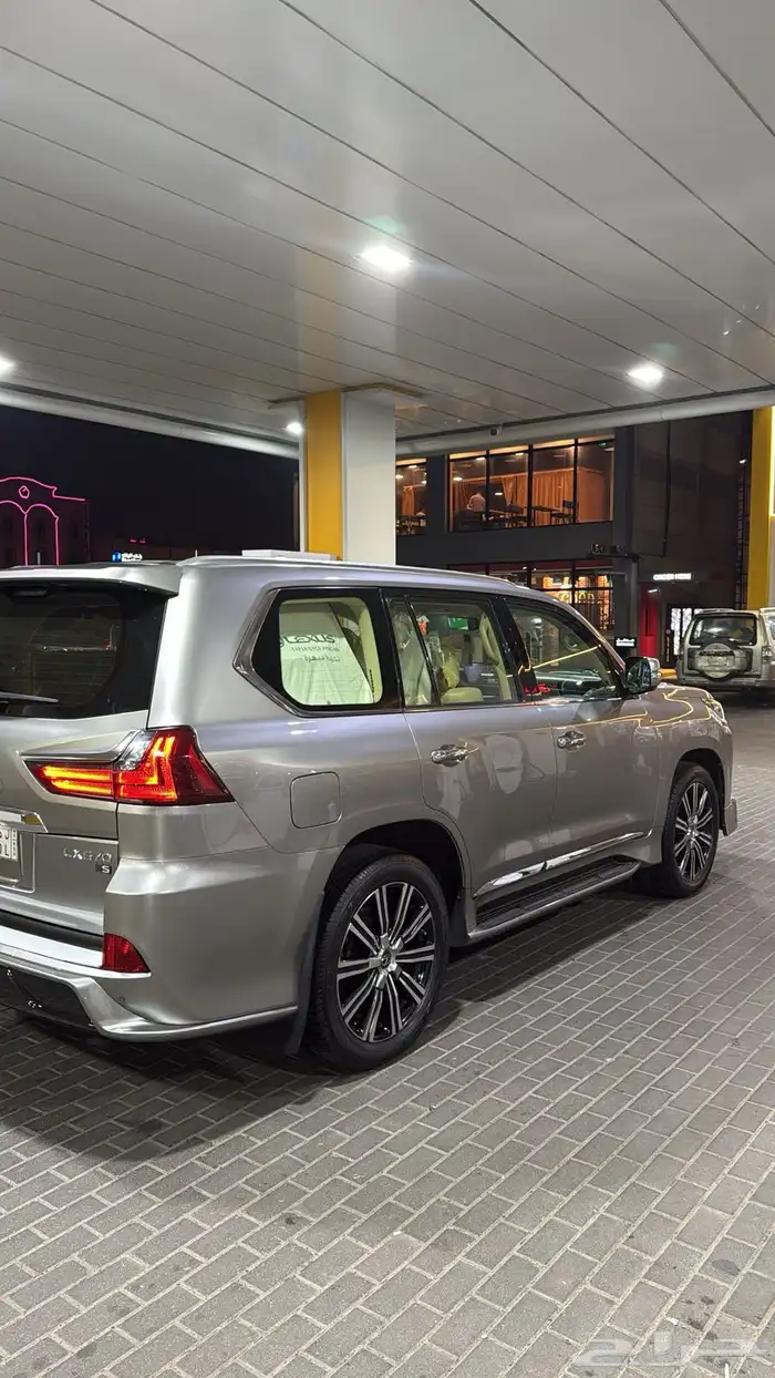 جيب لكزس 2018 سعودي وكاله 4