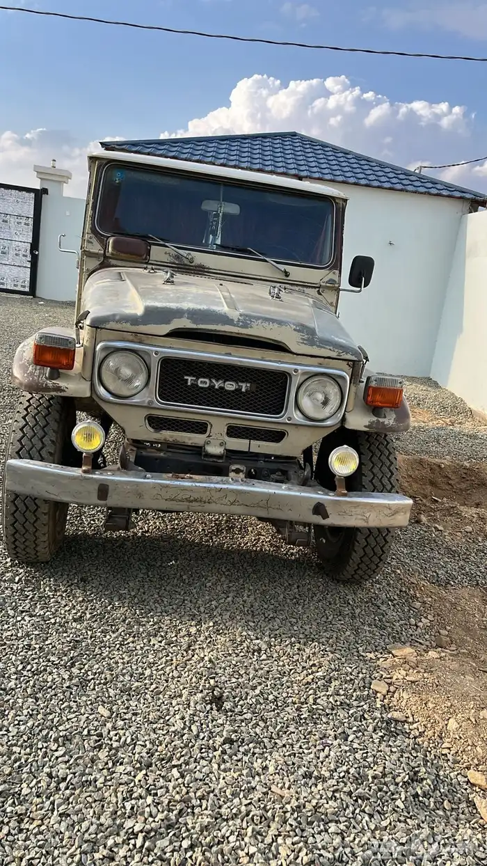 جيب شاص 83 بودي بلد 4