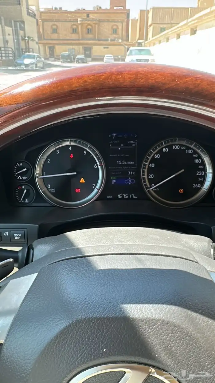 لكزس 2020 فل كامل 8