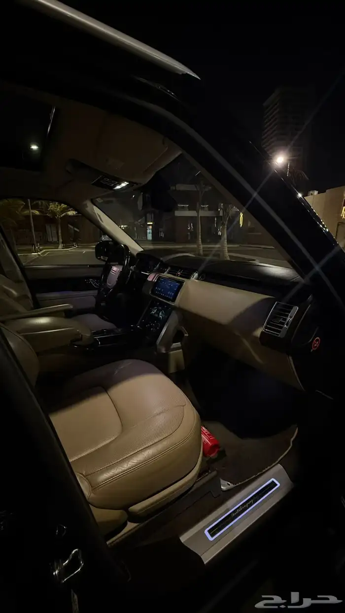 رنج روفر موديل 2018 شرط من الصدام للصدام 14