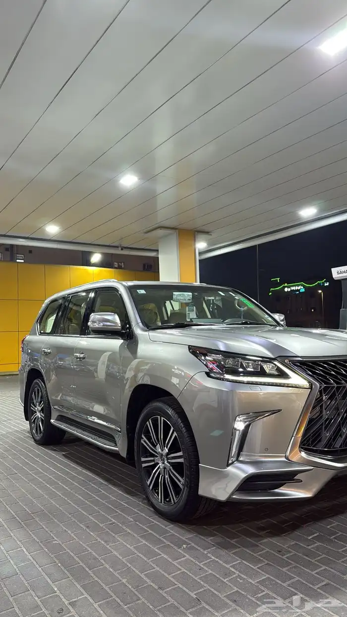 جيب لكزس 2018 سعودي وكاله 12