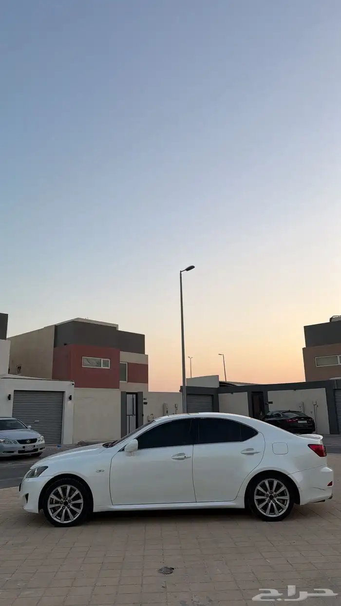 لكزس is300 2008 سعودي ثاني مالك 7