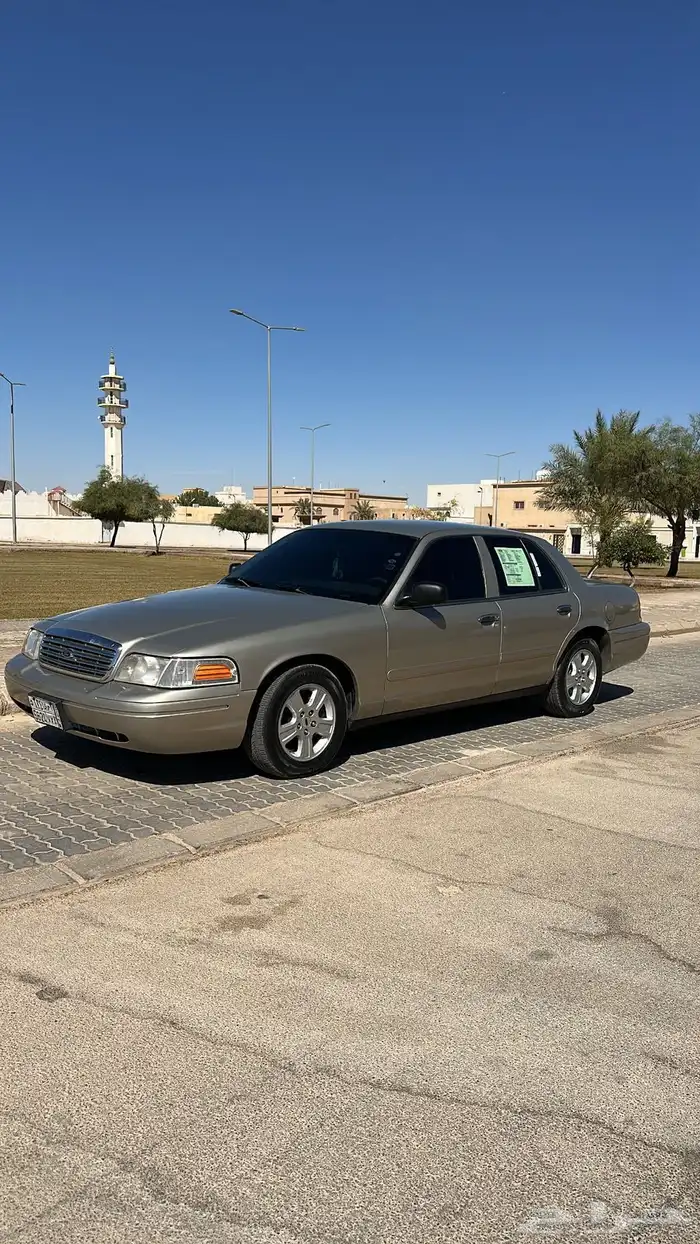 للبيع فورد فكتوريا 2