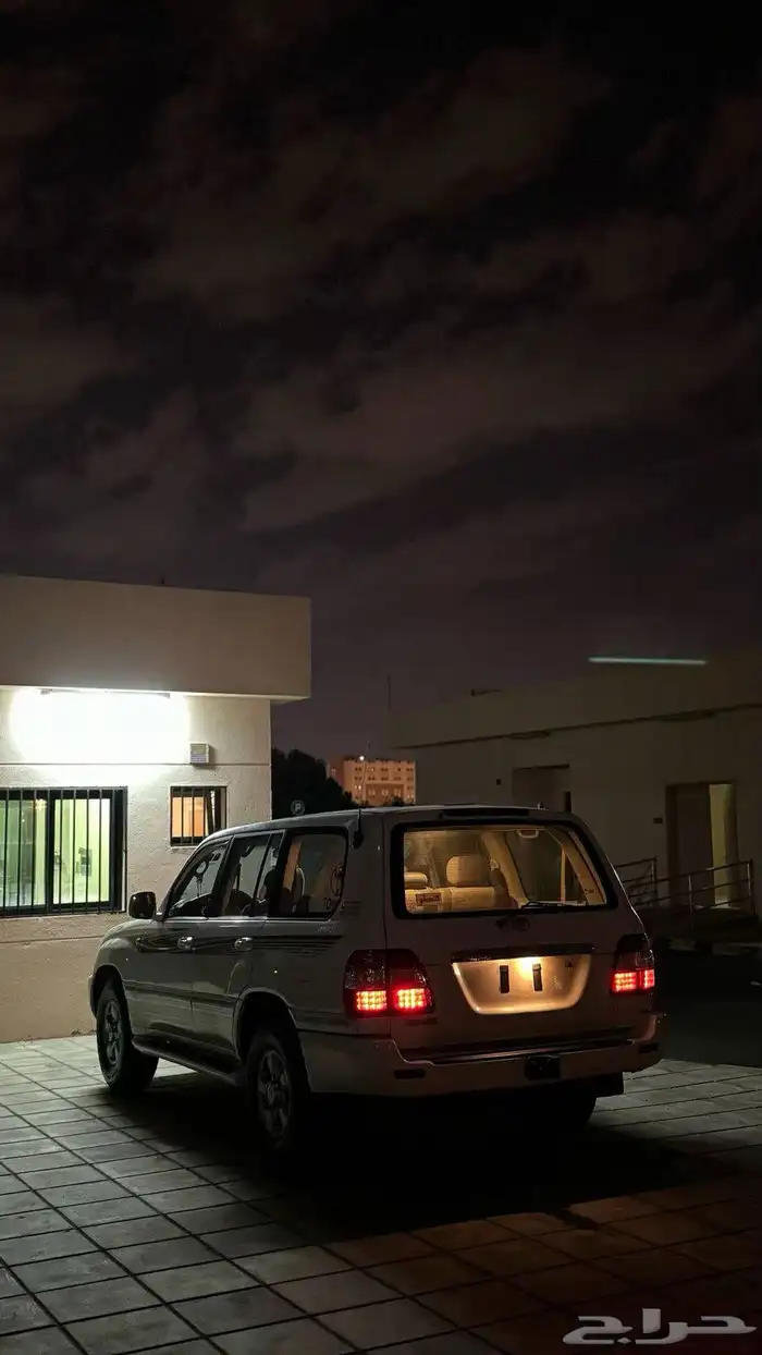 تويوتا لاندكروزرGXR 2001 مستعملة للبيع 3