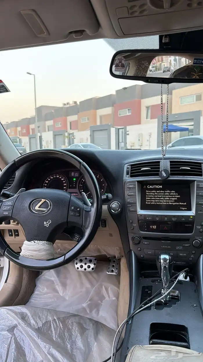 لكزس is300 2008 سعودي ثاني مالك 10