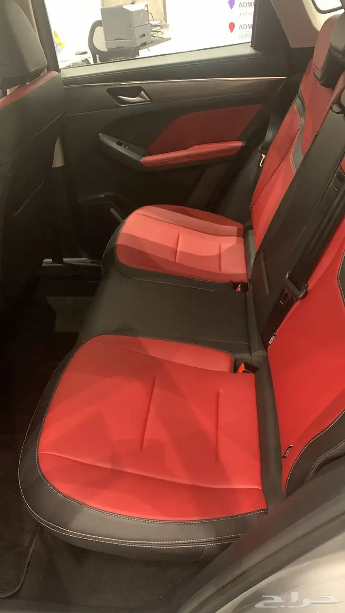 اصفار جوليان فل بانوراما موديل 24 لون فضي. وبسعر ممتاز 4